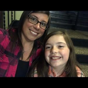 Meet your Posher, Liz